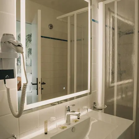 L'Armoric Hotel - Renove Bénodet Buitenkant foto